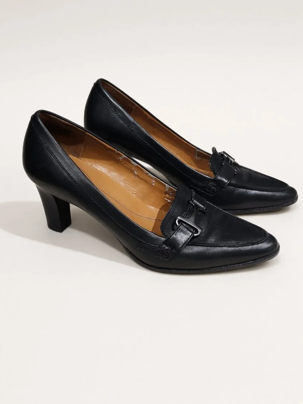 Rockport Total Motion Black Leather Bit Pumps SIZE 8